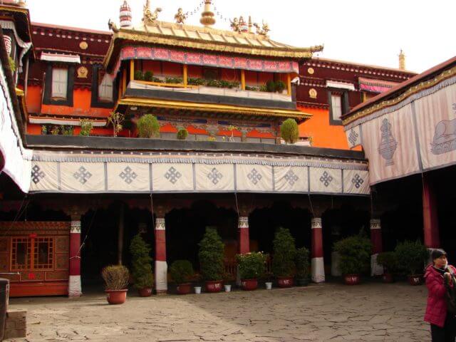 A picture of the Jokhang Temple in Tibet